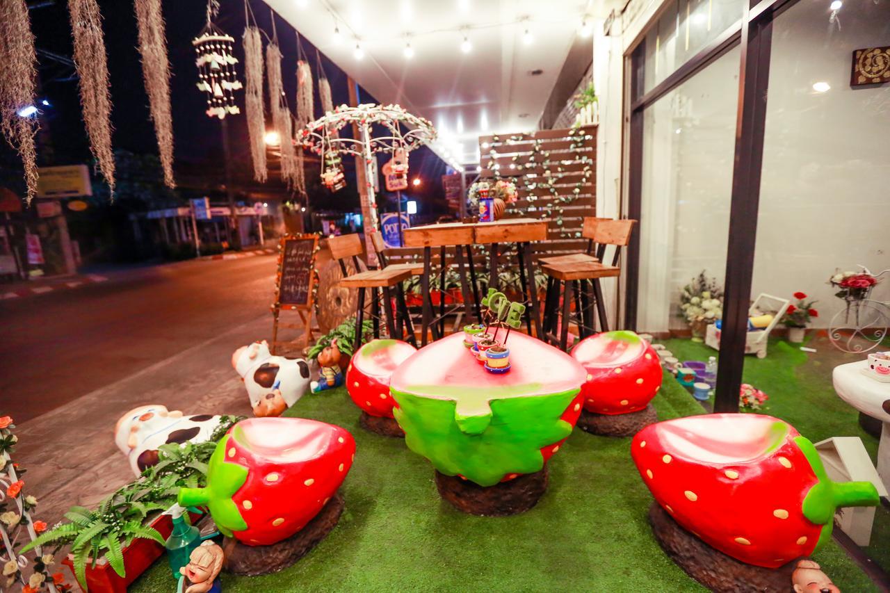 The Sun Hostel Chiang Mai Exterior foto